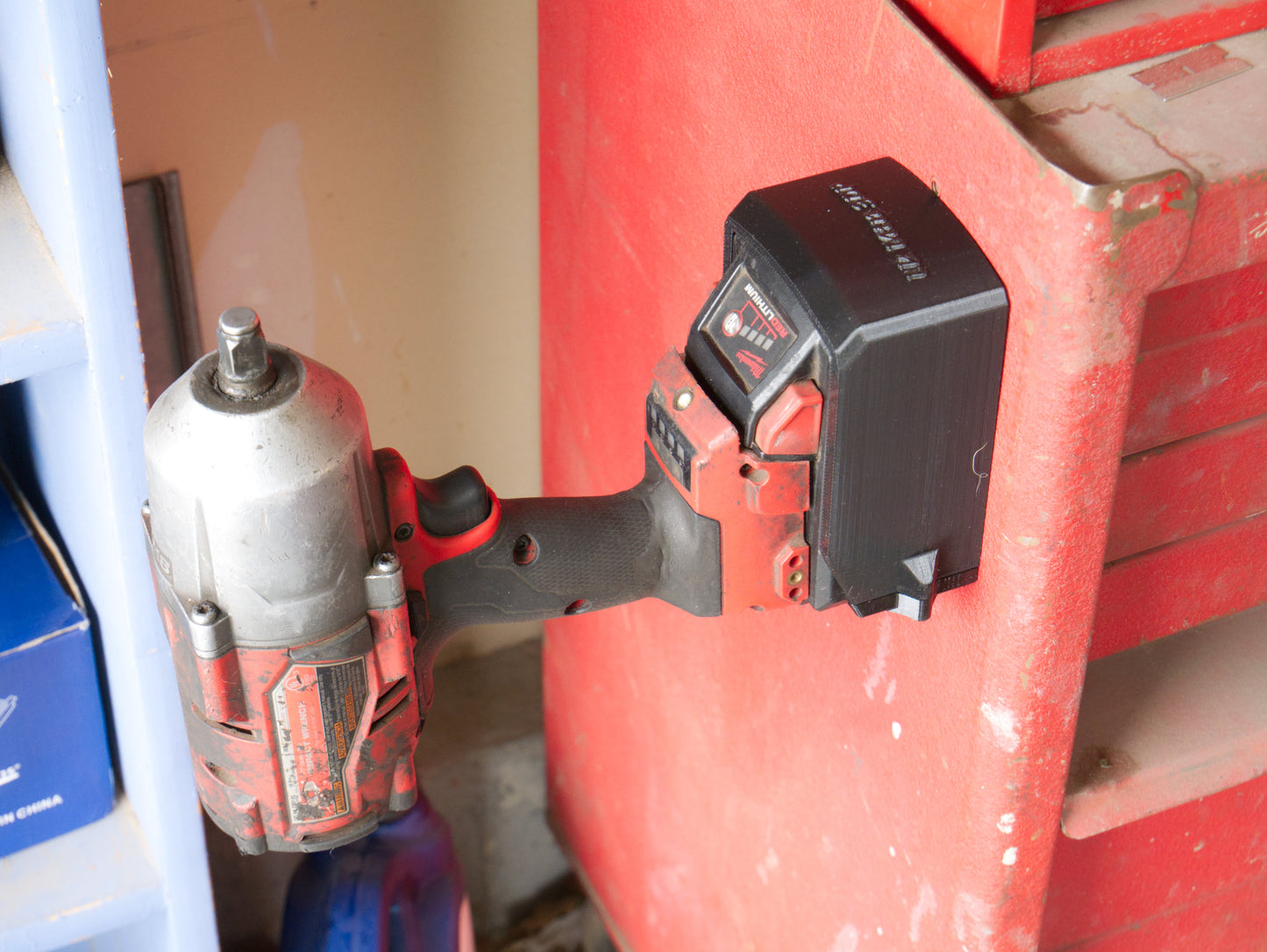 Milwaukee M18 Battery Case | Magnetic Protective Boot for M18 Red Lithium High Output 6.0 - in use