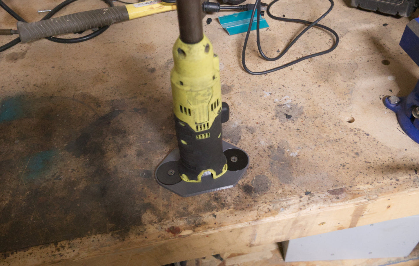 Snap-On Cordless Tool Holder for 14.4V Tools - in use